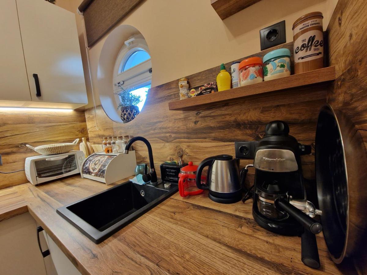 Rozina Apartman Mosonmagyaróvár Exterior foto